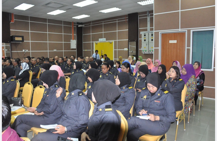 Taklimat MyCC dan Akta Persaingan 2010 di KPDNKK Negeri Sembilan