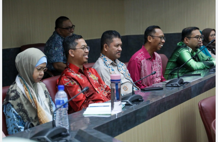 Ceramah Pengukuhan Tadbir Urus Dalam Perolehan - Pakatan Harga dan Tipuan Bida dalam Perolehan Sektor Awam oleh Unit Audit Dalam, Universiti Teknologi Malaysia (UTM) Johor Bahru