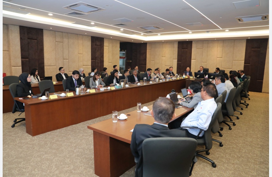 Penceramah bagi UMW Toyota Motor Sdn Bhd Complicance Program berkenaan Talk on Competition Law