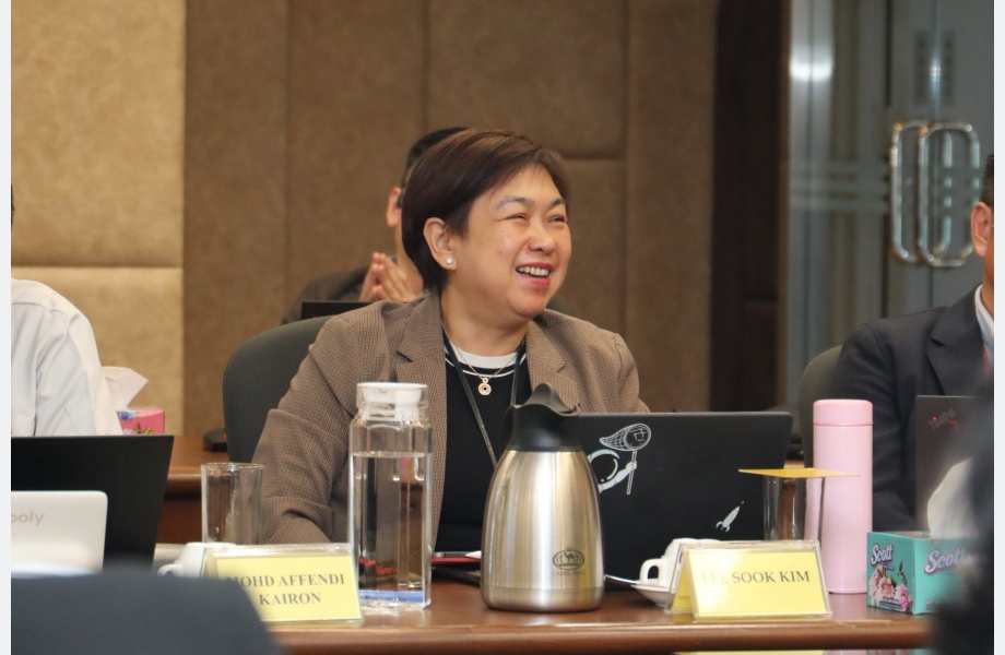 Penceramah bagi UMW Toyota Motor Sdn Bhd Complicance Program berkenaan Talk on Competition Law