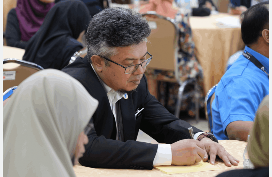 Sesi Meja Bulat Bersama Suruhanjaya Persaingan Malaysia - Fungsi Dan Tanggungjawab oleh KKR