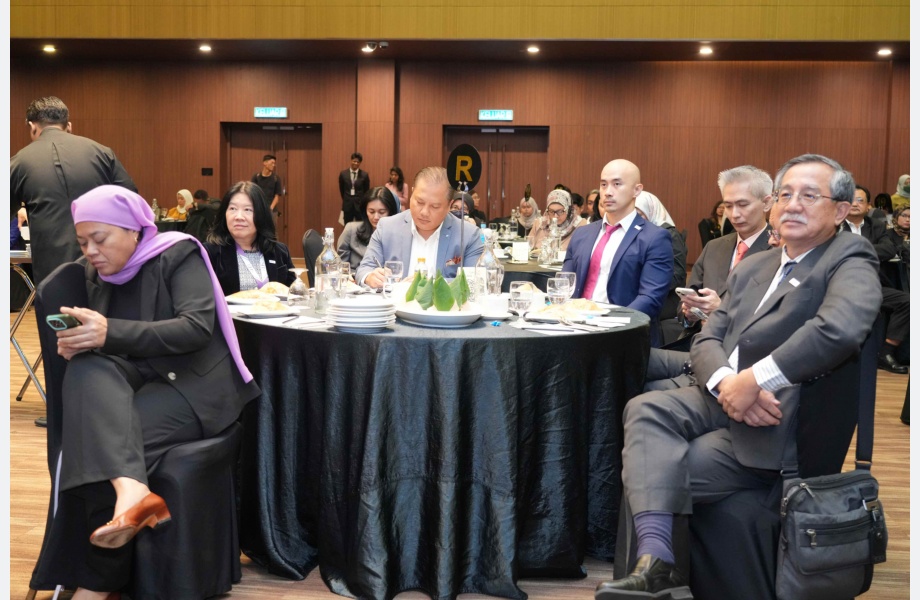 Rosli Dahlan Saravana Partnership (RDS) - GLC/GLIC Legal Counsel Forum 2024: Balancing the Hybrid Role: Attaining Profits vs Meeting Government’s Expectations in Business Undertakings by GLCs