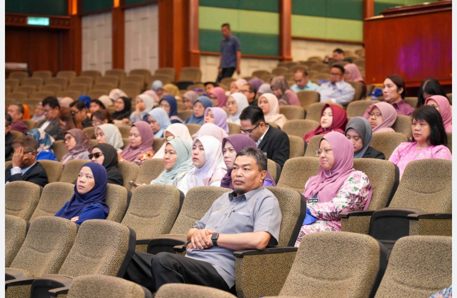 Majlis Penyampaian Amanat YBhg. Datuk Azman Bin Mohd Yusof, KSU KESUMA Kepada Pusat Tanggungjawab (PTI) Di Bawah KESUMA - Tipuan Bida dalam Perolehan Awam