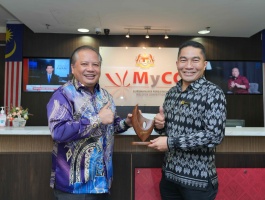 Talk to Hume Cement Sdn. Bhd.